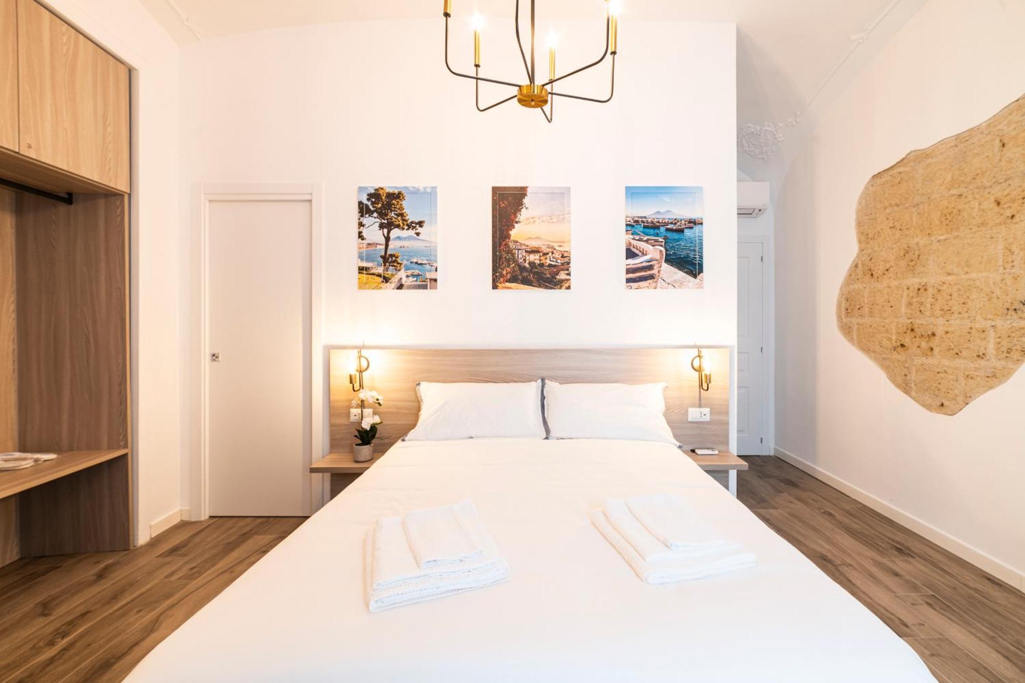 Santa Teresa Luxury Rooms Napoli Eksteriør bilde